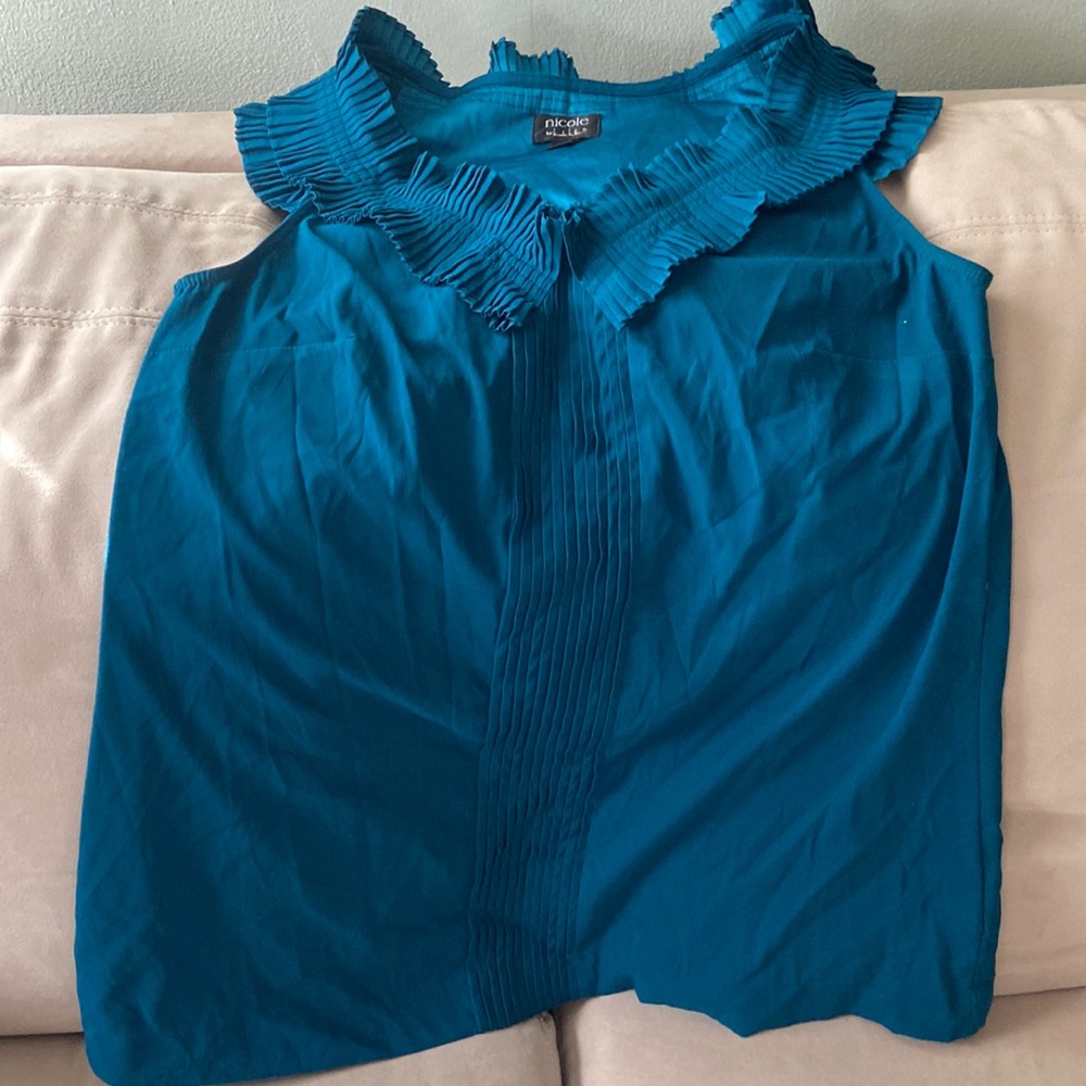 Beautiful teal tank blouse